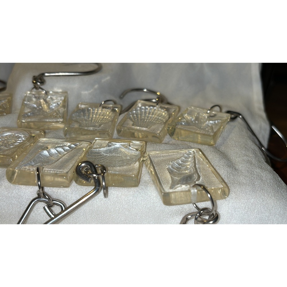 Lucite Etched Transparent Shell Shower Curtain Rings Ocean Seashore - Picture 8 of 9